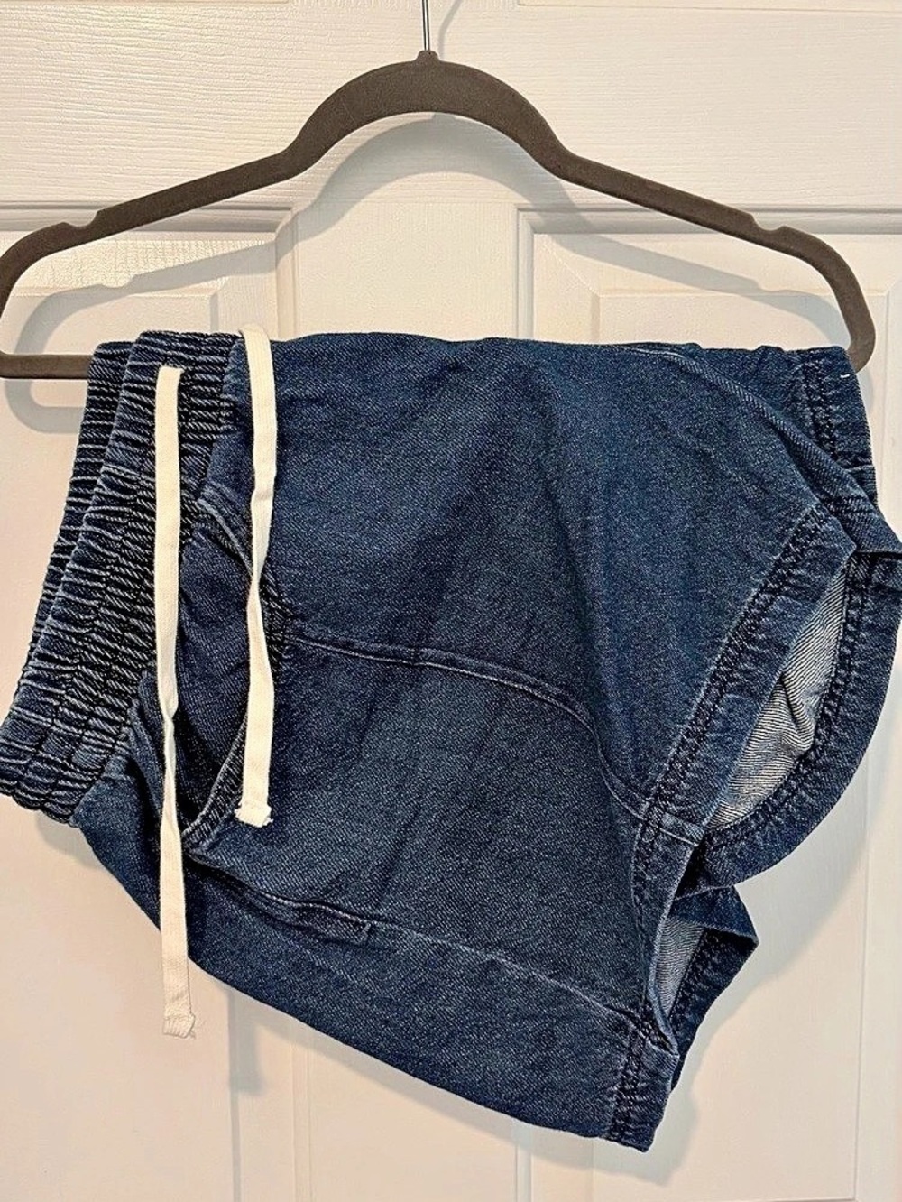 Universal Thread Pull-On Denim Shorts